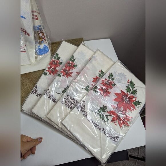 Vintage Christmas Paper Tablecloths – Lot of 7 – 54x72 Poinsettia & Horse Sleigh - Picture 6 of 8